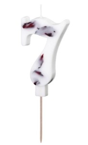 PartyDeco Świeczka cyfra 7 biała z kwiatami